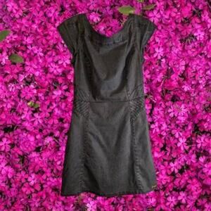 Damyller Medium cap sleeve stone washed denim dress. Fall Party Date Night